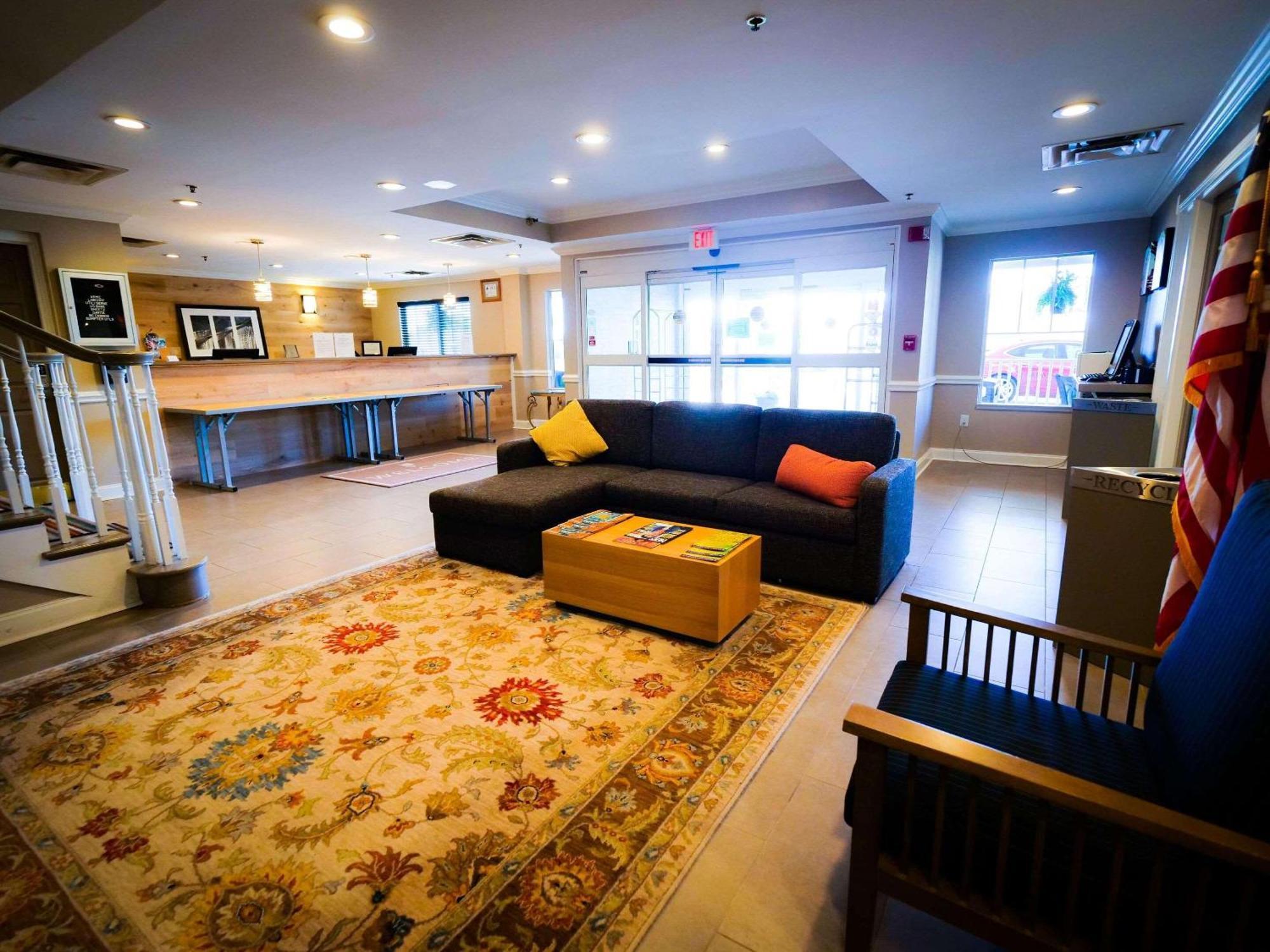 Country Inn & Suites By Radisson, Burlington Elon , Nc Екстериор снимка