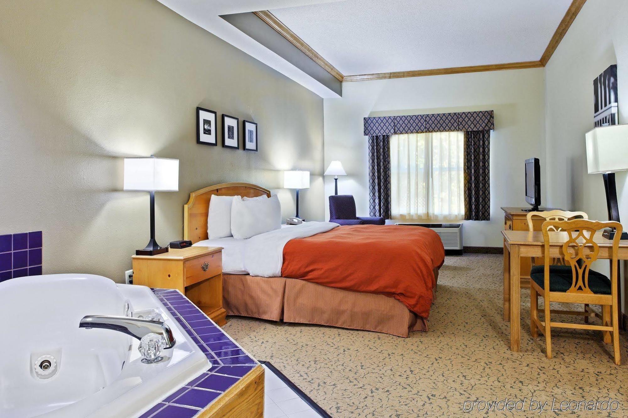 Country Inn & Suites By Radisson, Burlington Elon , Nc Екстериор снимка