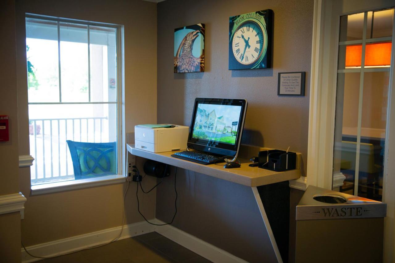 Country Inn & Suites By Radisson, Burlington Elon , Nc Екстериор снимка